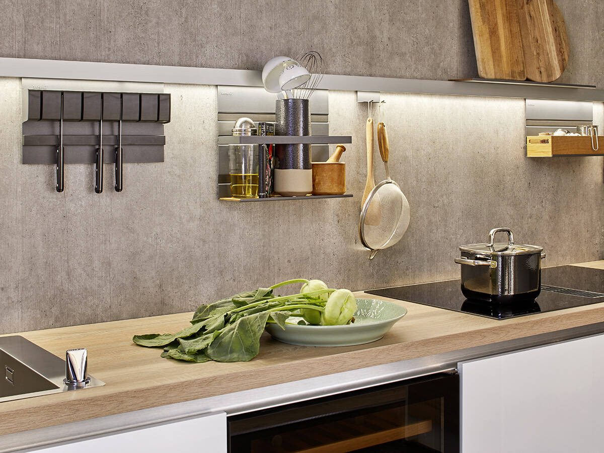 狭小空间的厨房理念。