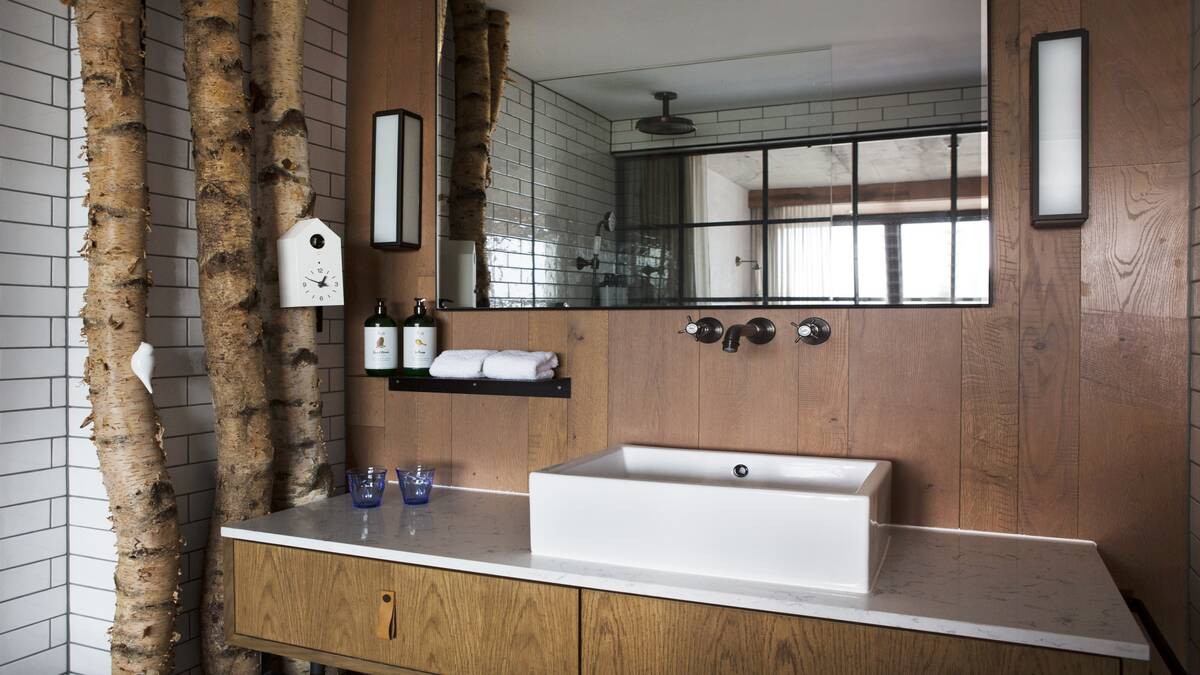 场景中的雅生蒙特勒墙装龙头