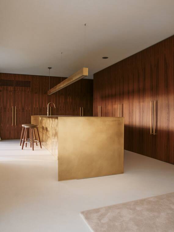 典雅厨房，装配雅生斯达克龙头。