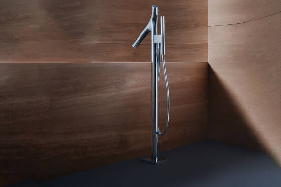 雅生斯达克 Organic 落地式浴缸恒温器。