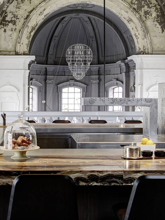 风格时尚的高档酒店。