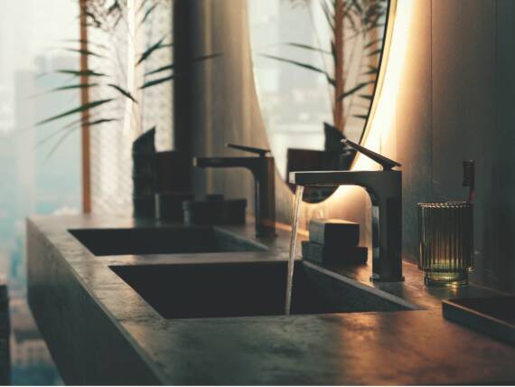 雅生奇特里奥龙头。带“悬浮”式一字把手。