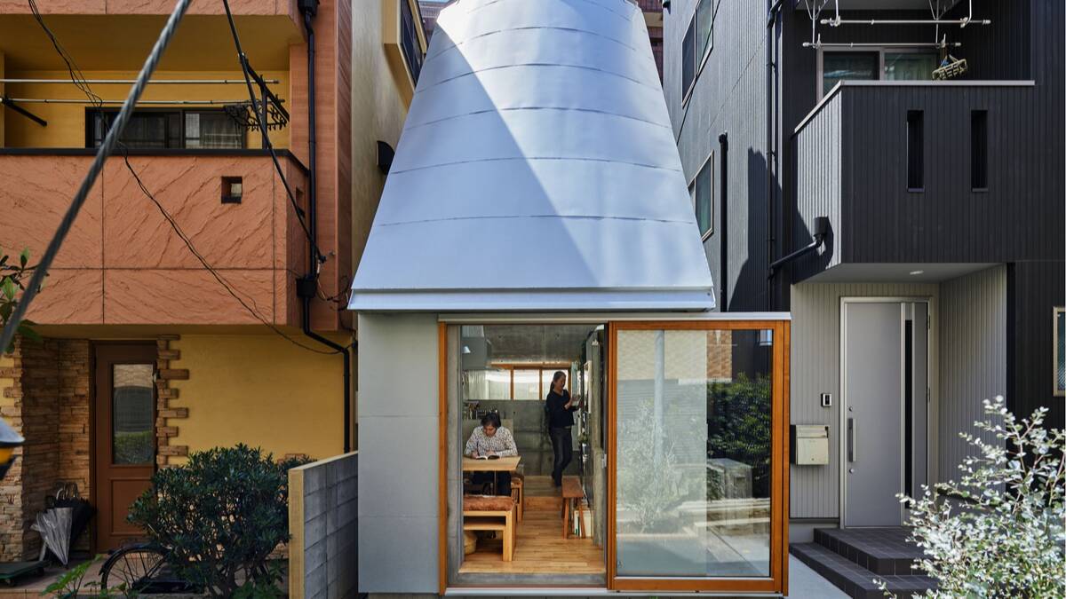 东京爱之屋 2 号（LOVE2 House），由 Takeshi Hosaka Architects 设计。