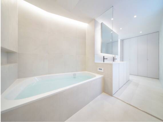 简约浴室配有雅生欧诺。