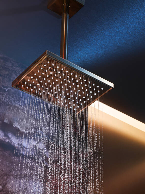 我们的节水型恪思花洒能够带来大面积的喷淋效果。