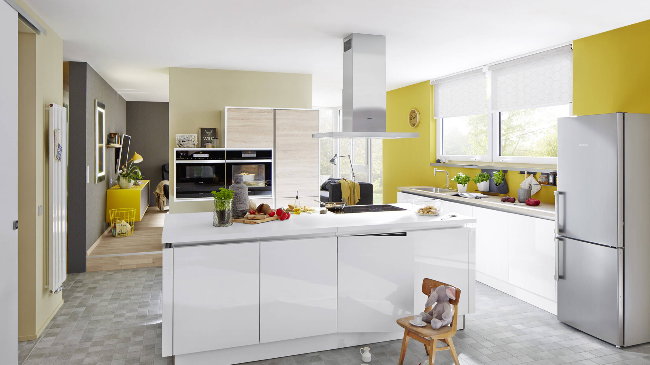 现代化家庭厨房的色调