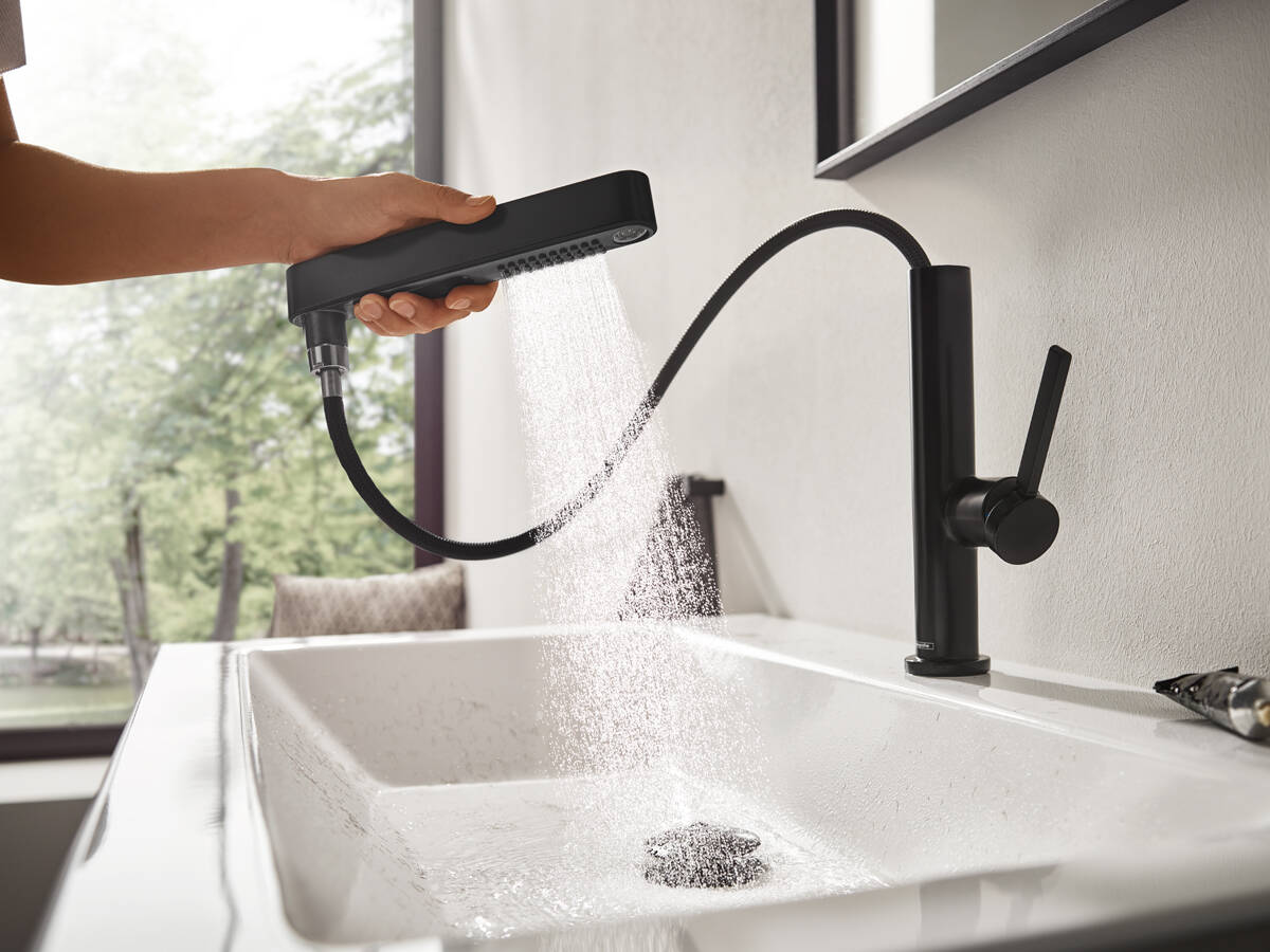 台盆上的沄雨式喷淋