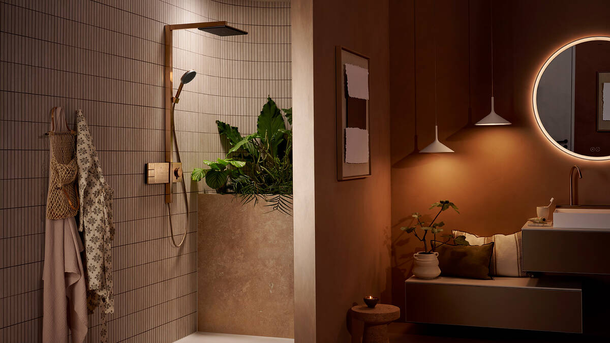 温馨舒适、整体设计的汉斯格雅设计浴室。