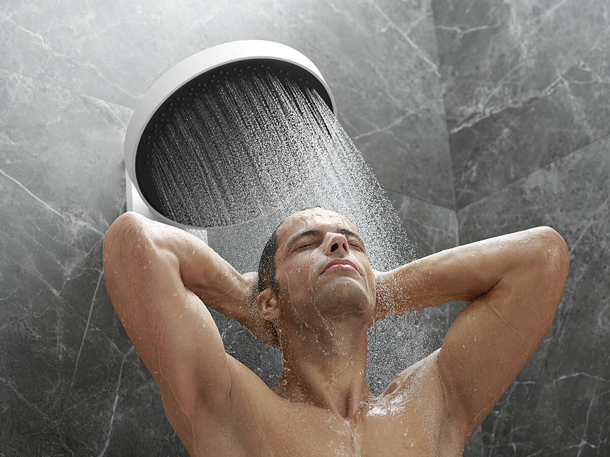 Rainfinity overhead shower with PowderRain by hansgrohe.