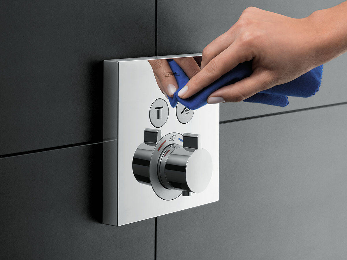 贴心的设计使 ShowerSelect 易于清洁。