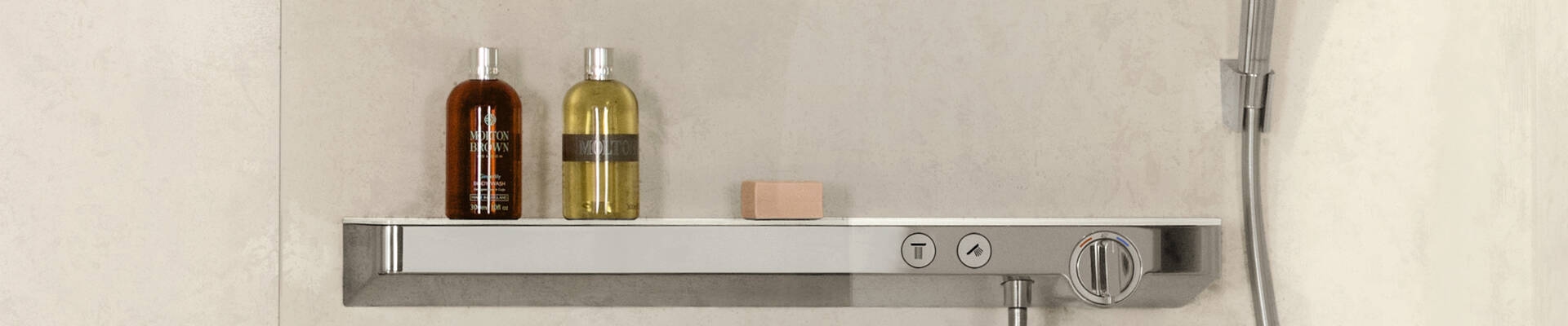 汉斯格雅ShowerTablet: 恒温器和托盘合为一体。