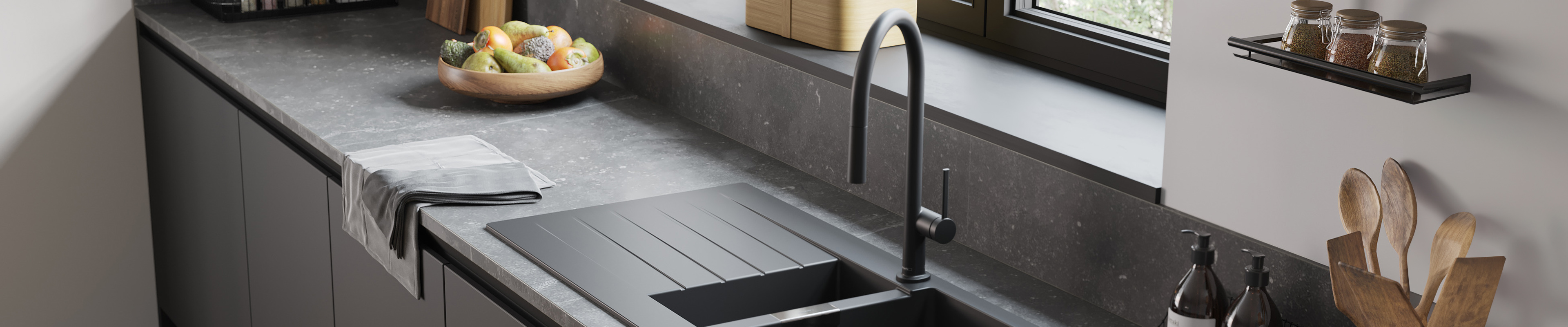 汉斯格雅的黑色厨房龙头。