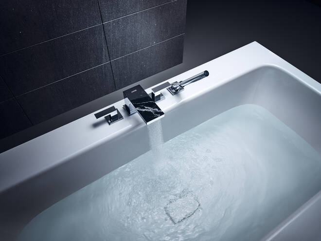 product.closeup.image.alt