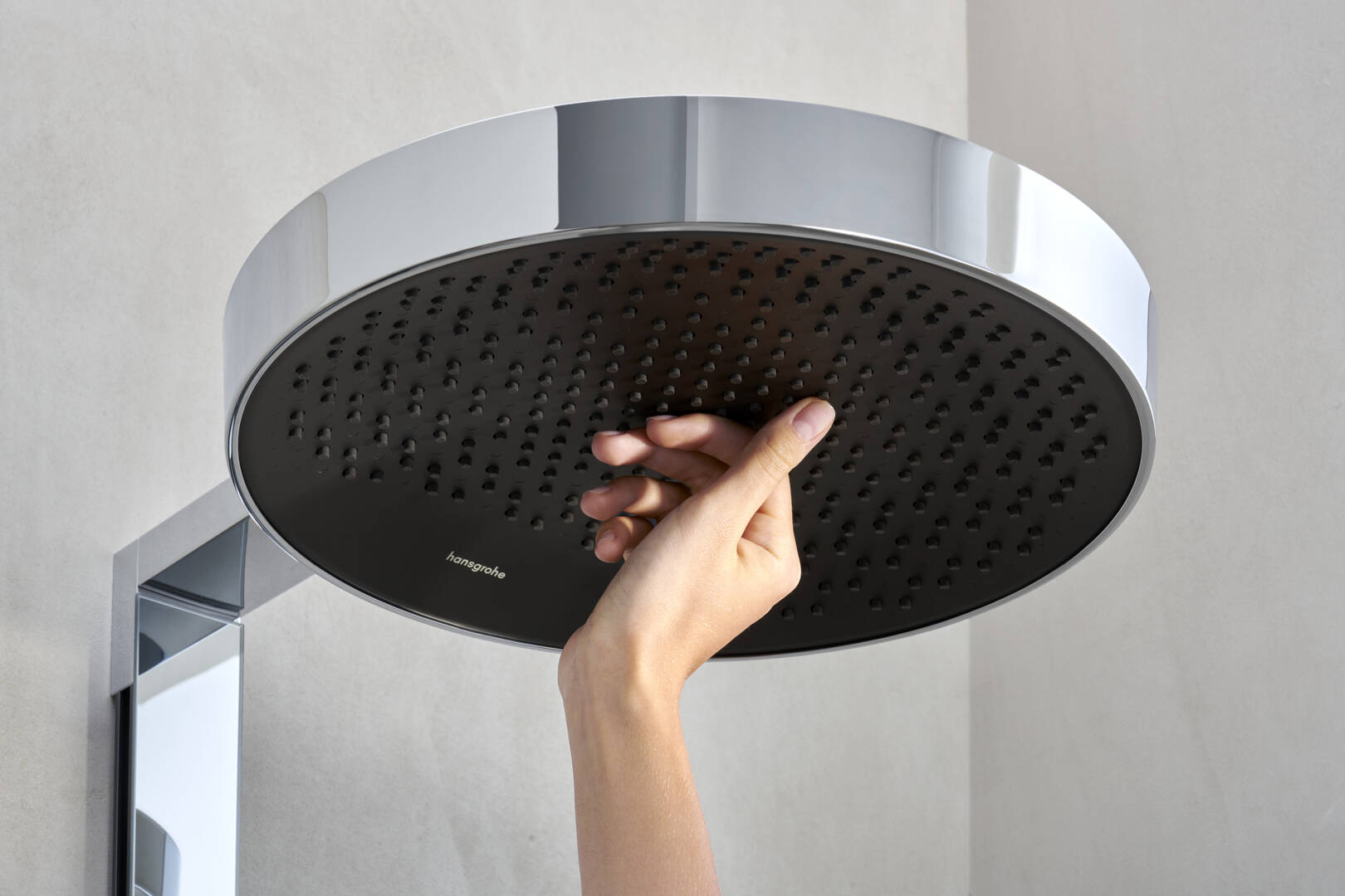 关闭：淋浴管360 单速，带ShowerTablet 600 1