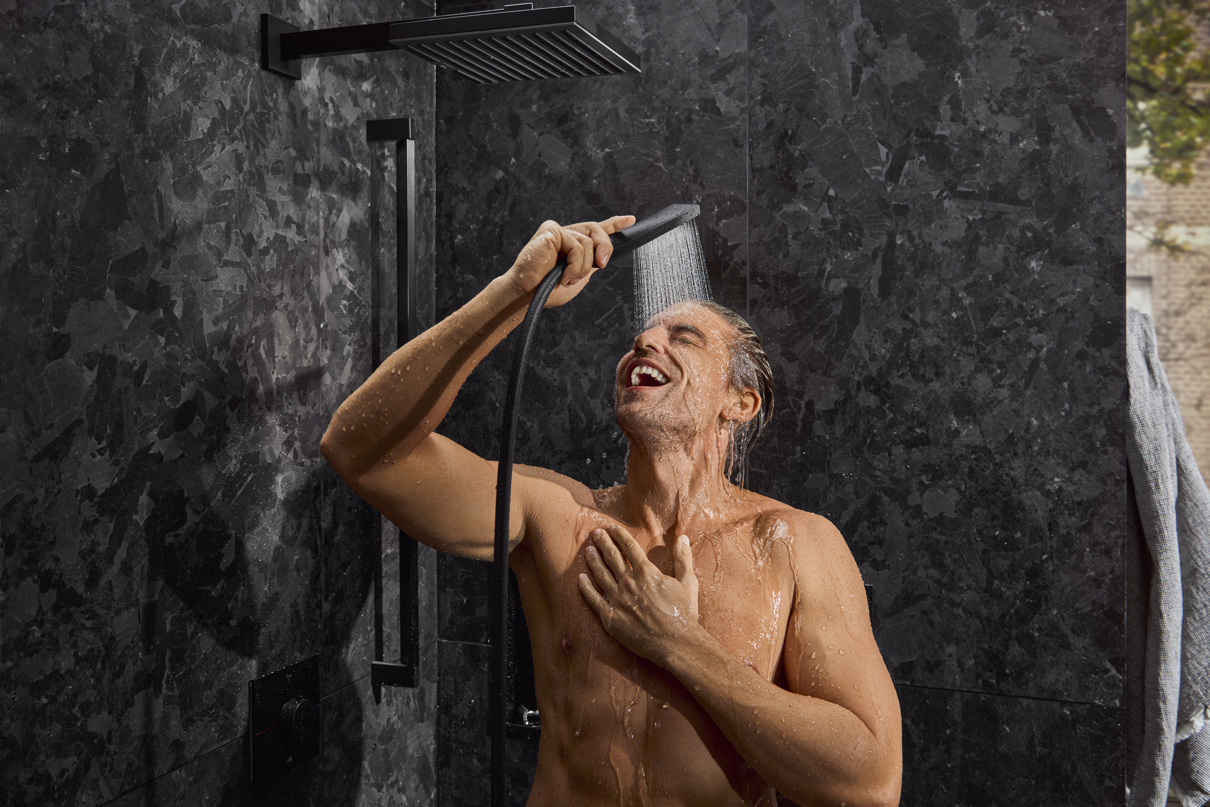 关闭：头顶花洒260 单速，不带花洒臂 1