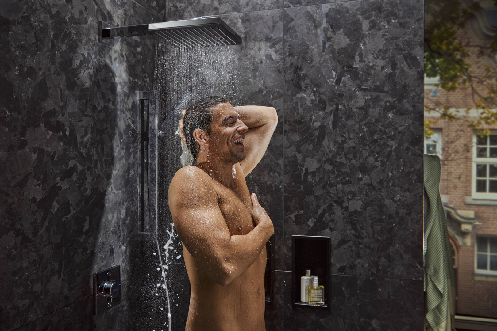 关闭：暗装两功能恒温龙头 3