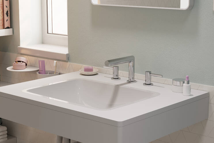 关闭：三孔面盆龙头100，带提拉落水套件 1