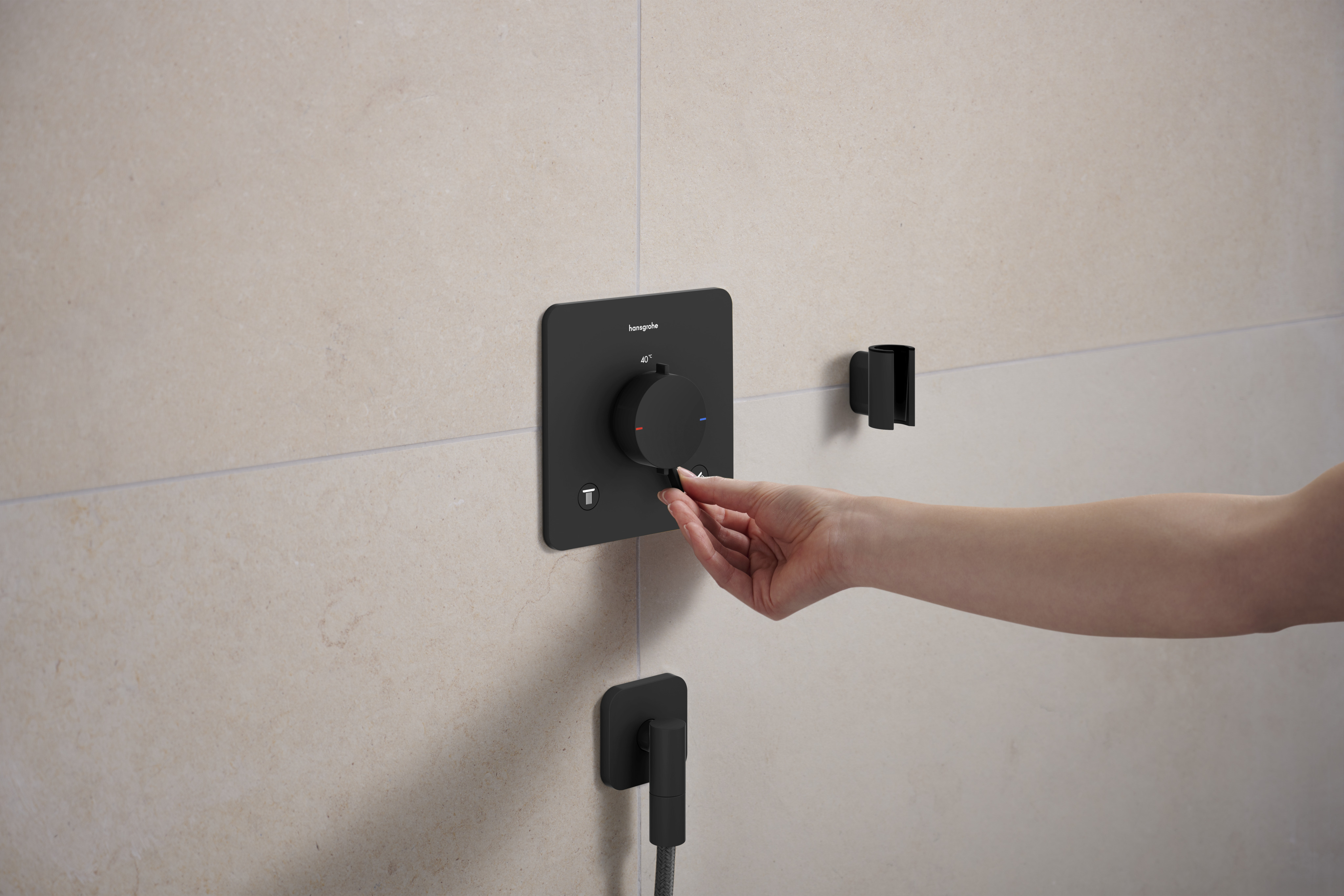 关闭：暗装双功能恒温龙头 2