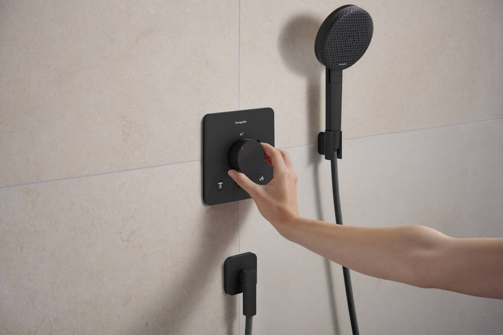 关闭：暗装双功能恒温龙头 3