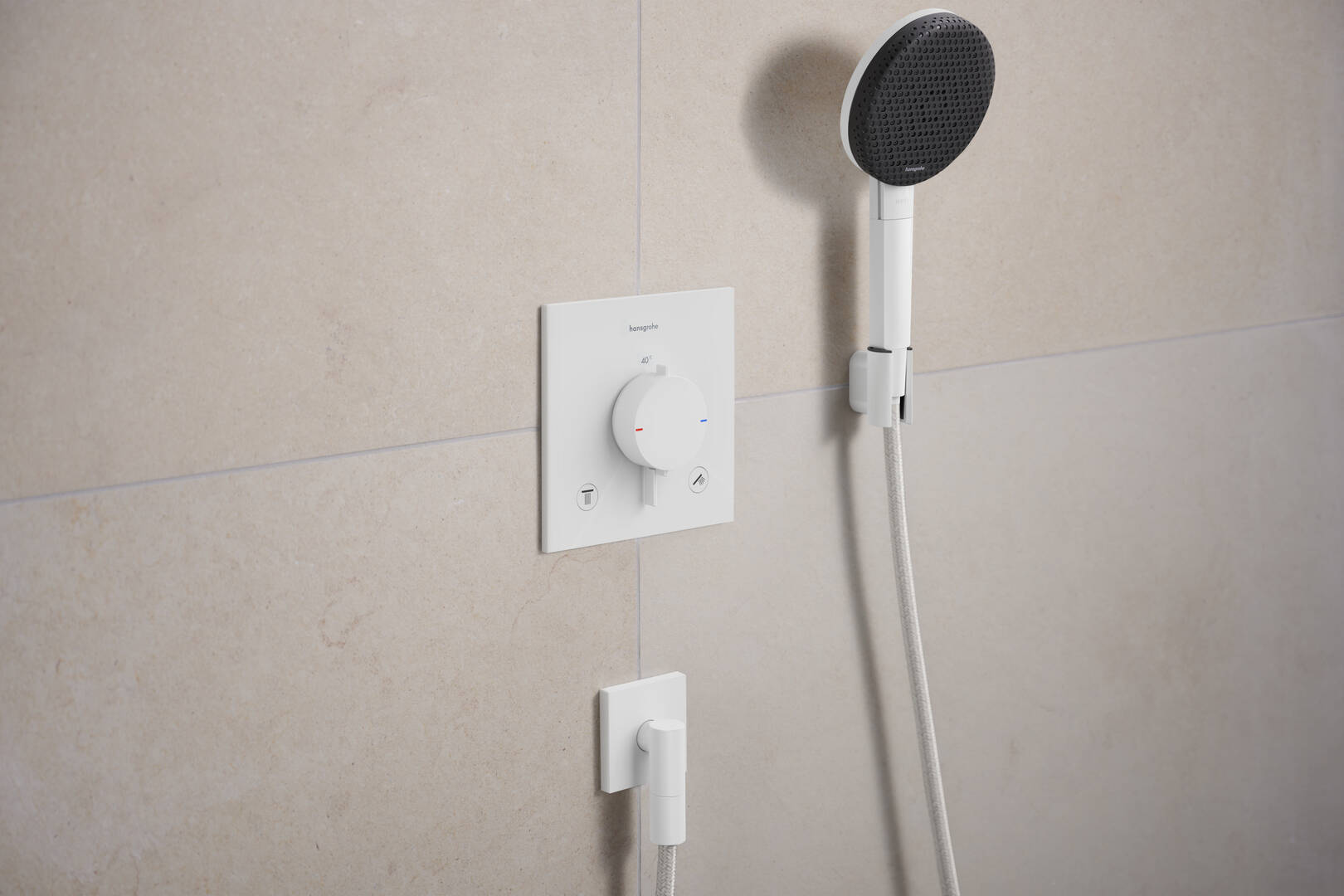 关闭：暗装双功能恒温龙头 3