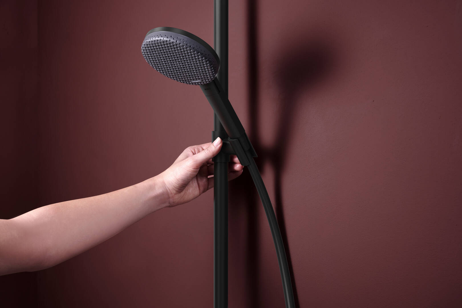 关闭：淋浴管 S 300 单速 Puro，带恒温淋浴龙头 1