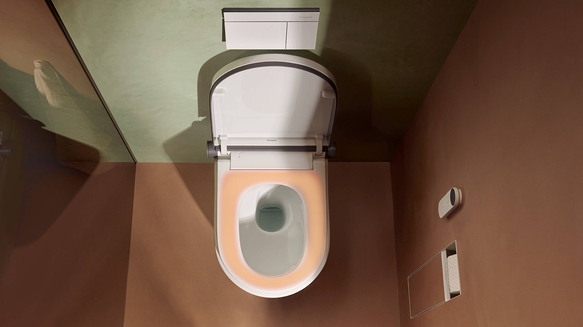 温暖舒适的马桶座圈